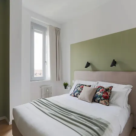 The Rent - Spacious And Renovated Two-bedroom Downtown Apartman *