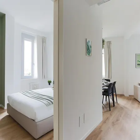 The Rent - Spacious And Renovated Two-bedroom Downtown Daire
