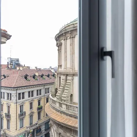 The Rent - Spacious And Renovated Two-bedroom Downtown Milano